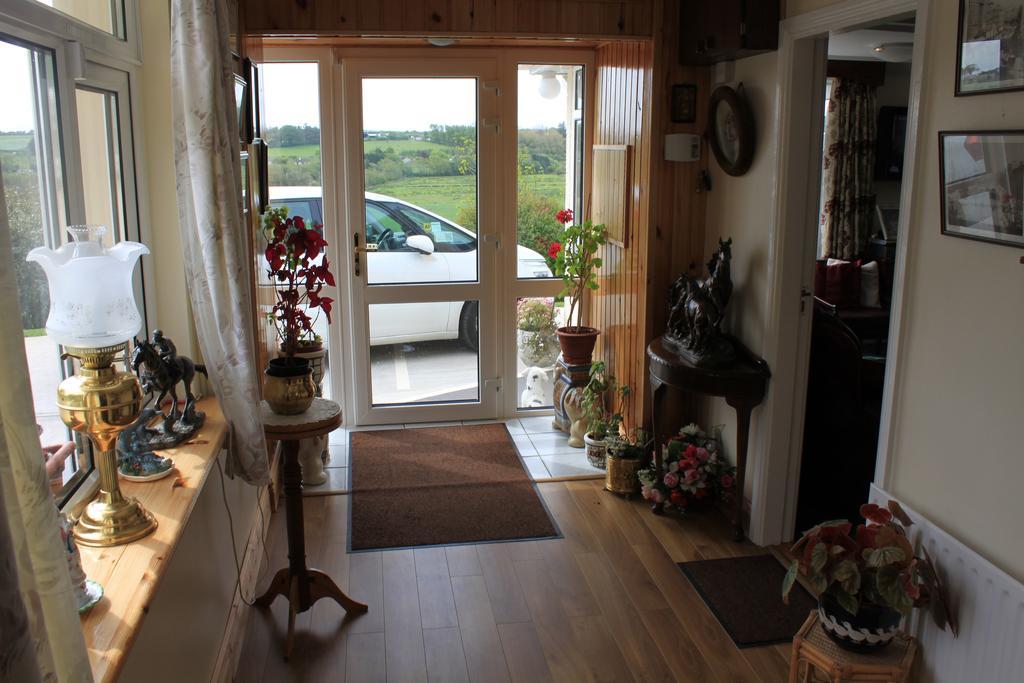 Flushing Meadow Bed And Breakfast Ballinhassig Exterior photo